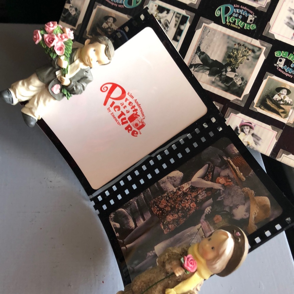 Kim Anderson’s Pretty as a Picture Frame